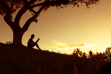 梦见一个妈妈领着她女儿的预兆